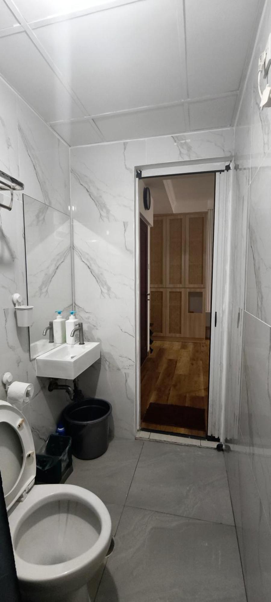 Classy! 2br Medit2 & Gm West Apartment