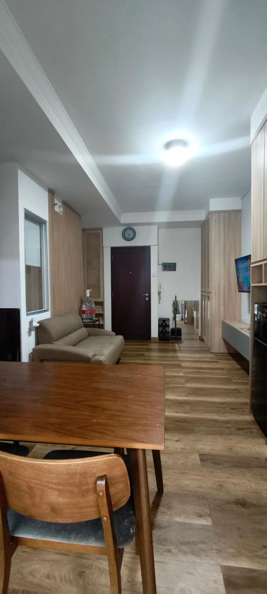 Apartment Classy! 2br Medit2 & Gm West Jakarta